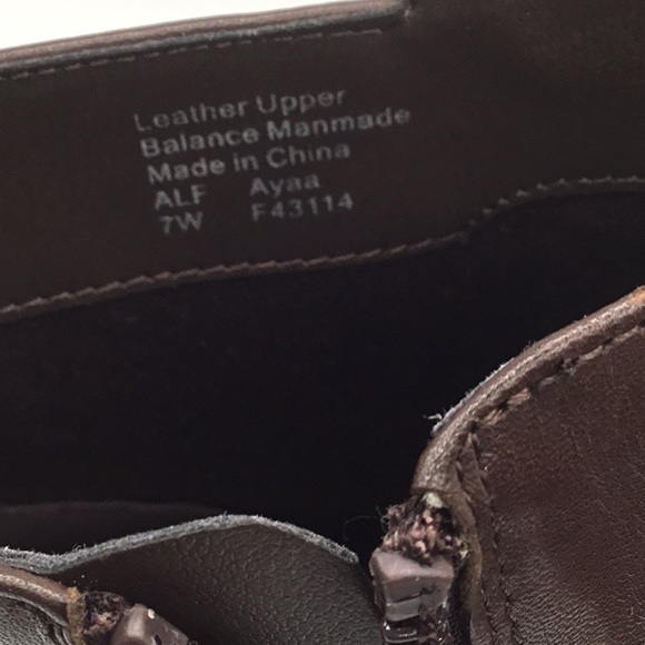 New Alfani Ayaa step it up flat ankle boots. - Picture 7 of 9